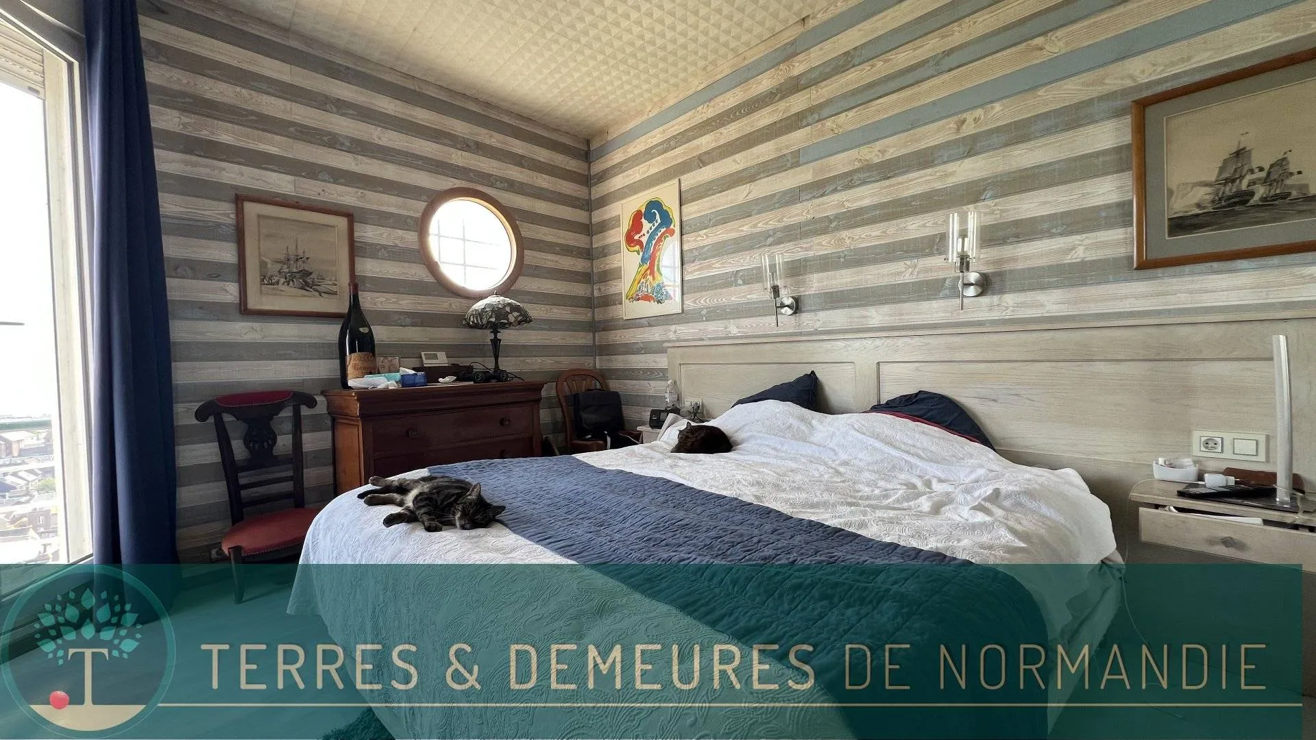 Maison d’architecte 131,5m² avec roof-top et vue panoramique mer, 4 gîtes, annexe à rénover, chalet et garages, idéale chambres d’hôtes au Tréport 76470.