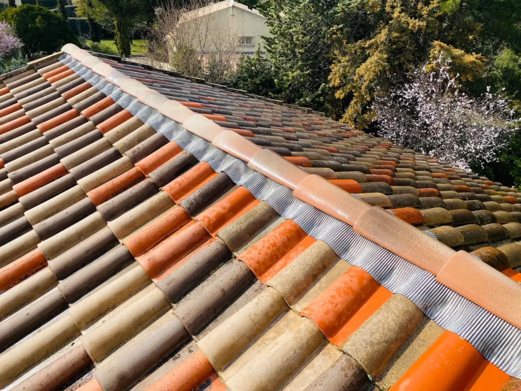 faitage closoir fini sur gardanne