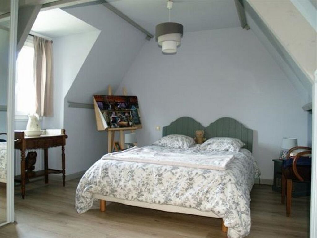 Recherche centre équestre, pres de la gare et la basilique de Lisieux, Calvados 14