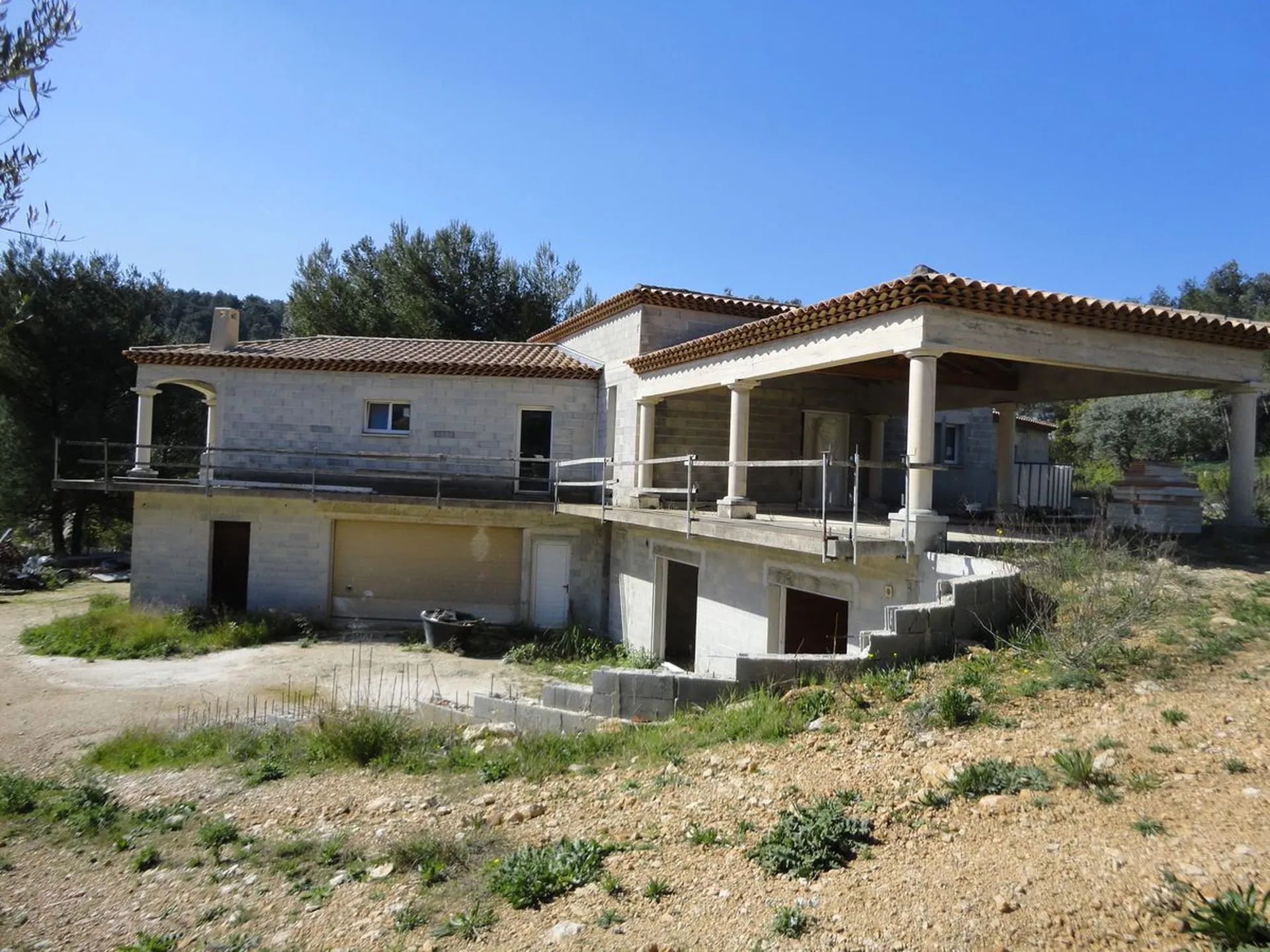 Vente maison à finir Roquefort la Bédoule