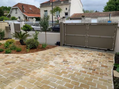 Automatisation de portail sur mesure à Yvrac proche de Bordeaux : devis gratuit