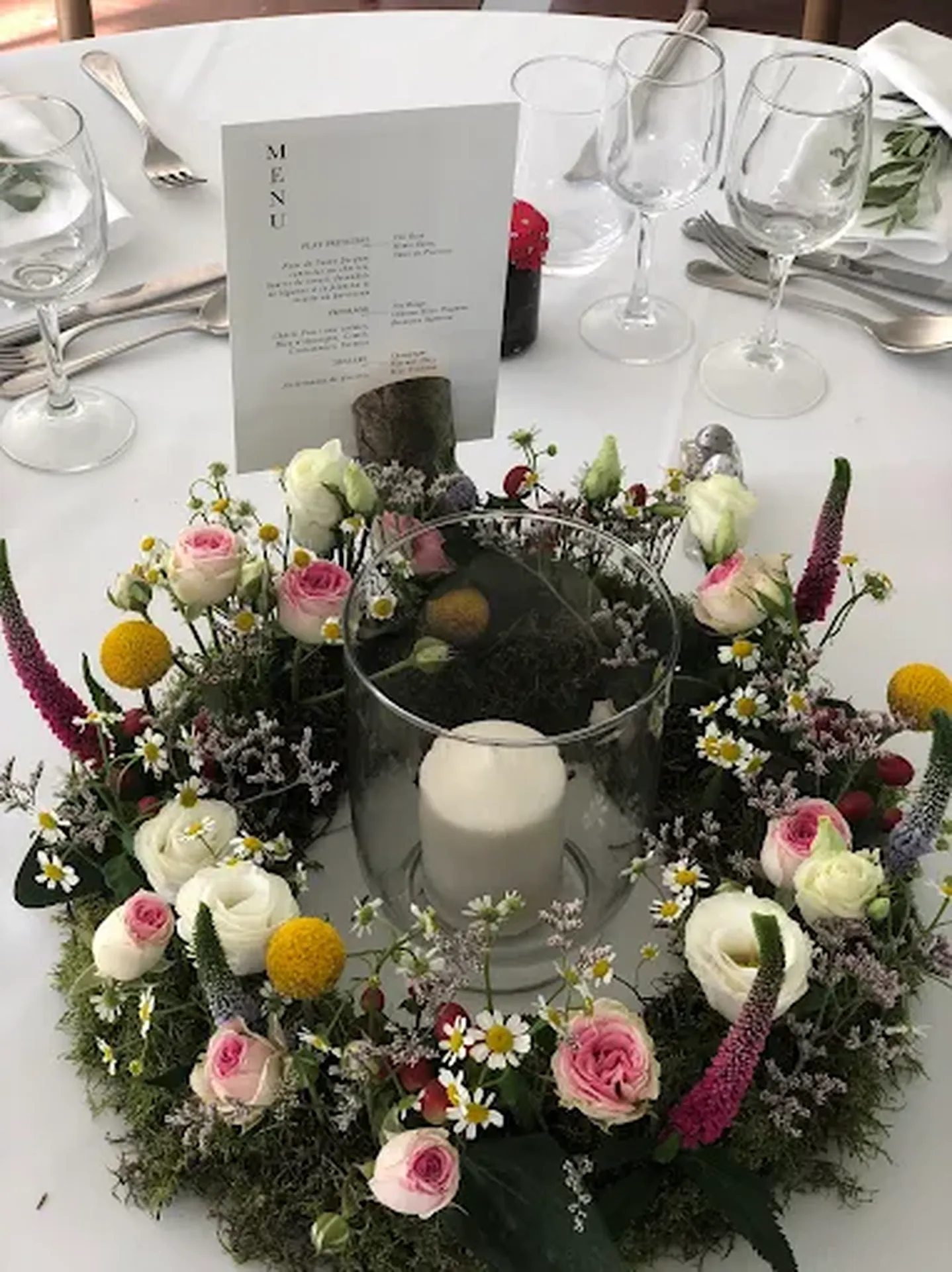 Privatiser domaine mariage bohème Apt 84400 Vaucluse : hébergement dortoir et cuisine libre accès sans traiteur