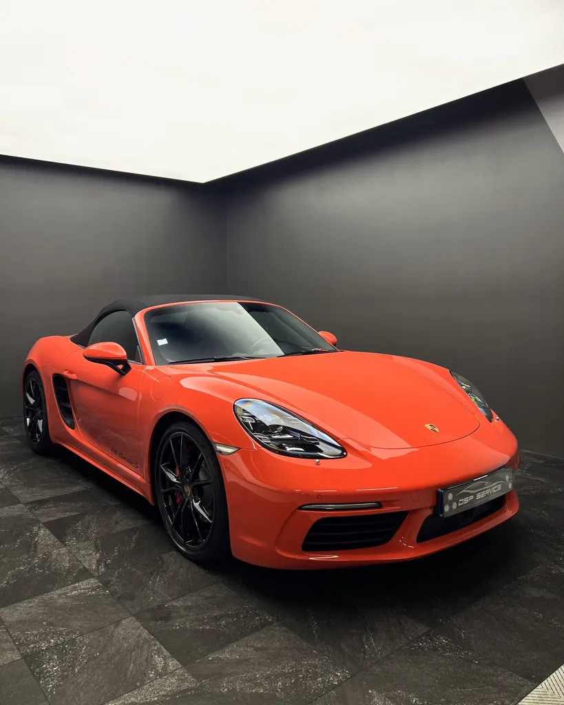 Entretien extérieur et lustrage brillance : DSP Service redonne vie à une 718 Boxster S
