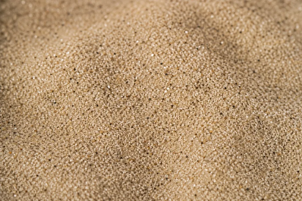 Remplacement de la masse filtrante d'un filtre à sable de piscine à Marseille 13008 : sable, verre filtrant ou média neuf pour une filtration performante dans les Bouches-du-Rhône