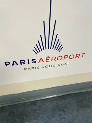 Reservez vos Transferts Aéroport Haut de Gamme vers Paris – CDG, Orly & Tous les Aéroports Parisiens