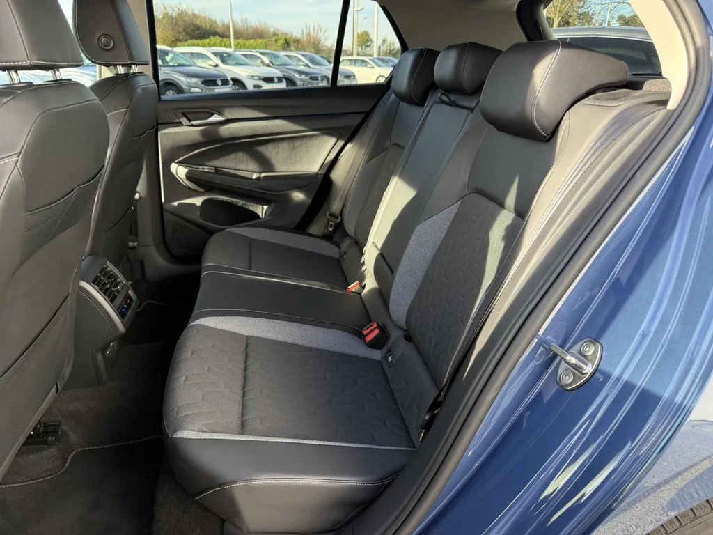 Volkswagen Golf d'occasion à vendre près du Havre : motorisation TDI 150 ch chez Caudebec Automobiles