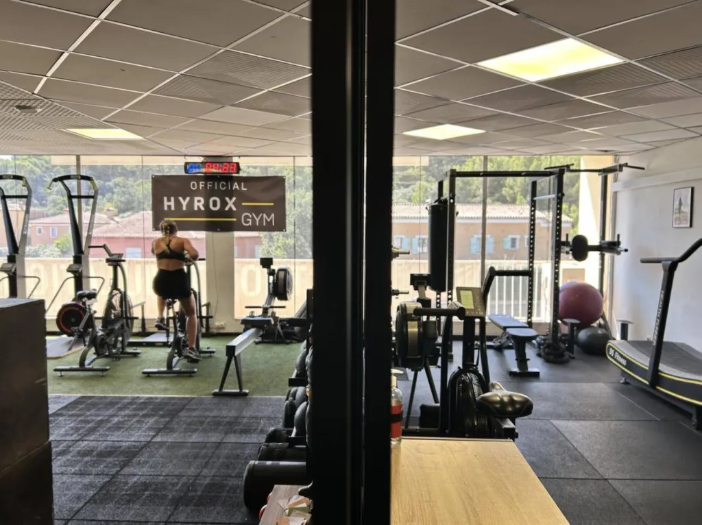 salle de coaching de sport pour un Hyrox à Sanary proche de Toulon