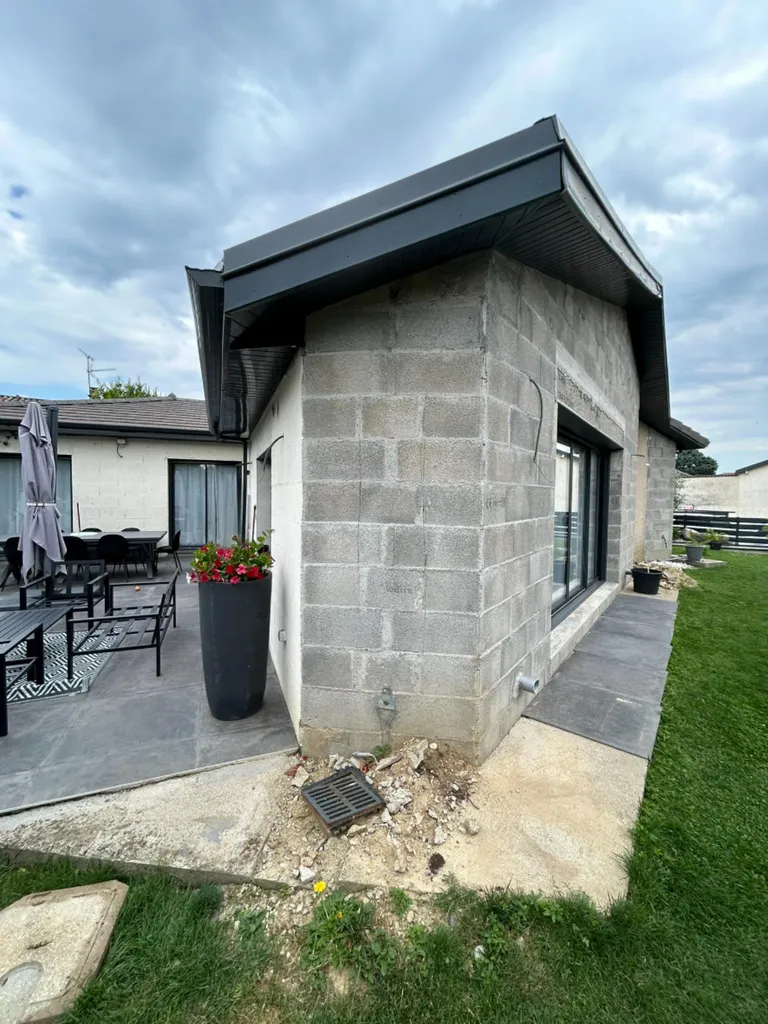 Mur porteur avant ouverture pour création d’une fenêtre dans une maison à Villefranche sur Saône (69)