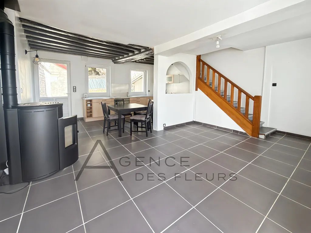 À vendre maison de 70 m² édifiée sur 100 m² de terrain sur la commune de la FRENEUSE 76410
