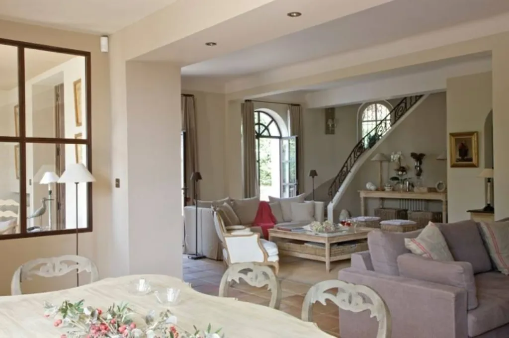 Confiez la décoration de son intérieur à un professionnel à Aix en Provence