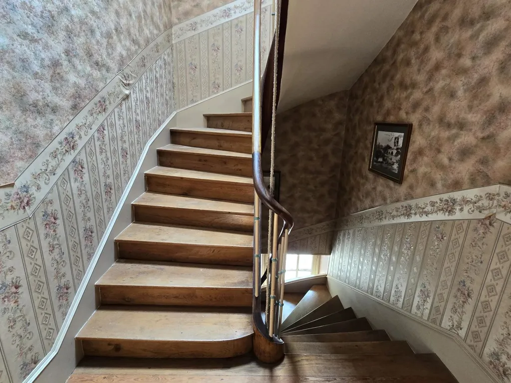 grande maison bourgeoise avec travaux à vendre au mans