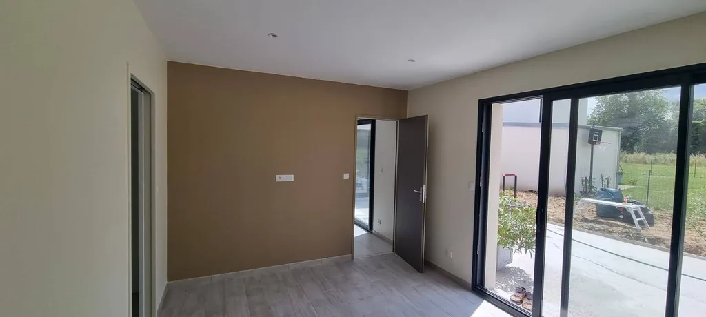 Tarif tout compris pour peinture intérieure blanche et couleur à Trouville-sur-Mer proche Cabourg