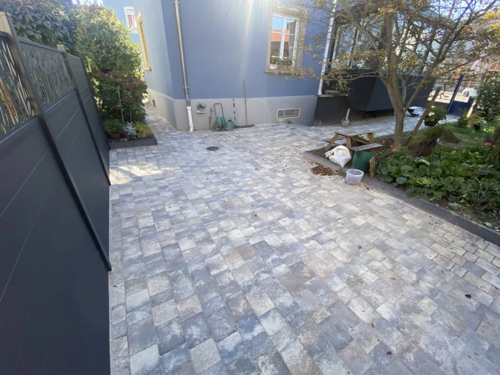 Terrasse d'une maison à Schiltigheim, près de Strasbourg CLK 