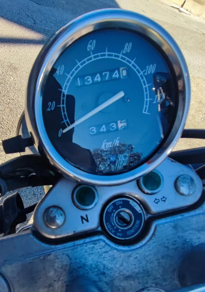MOTO OCCASION SUZUKI MARAUDER 125 SIX FOURS LES PLAGES