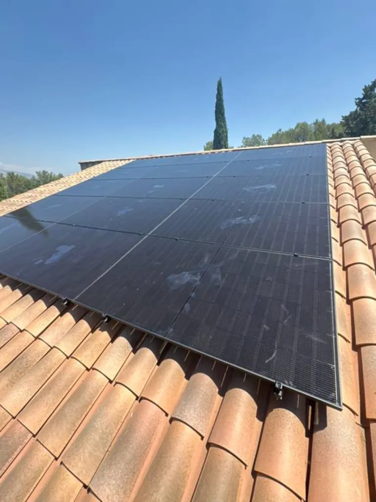 Pose de 25 panneaux photovoltaïques Dualsun 500w en 12kwC dès 17 990€