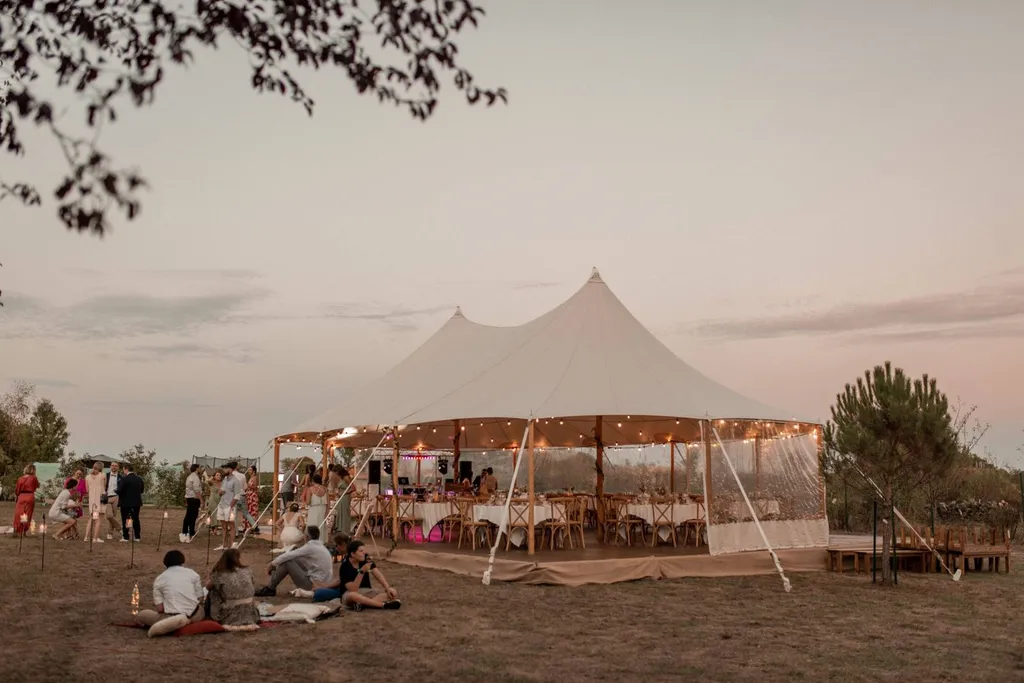 Mariage Marine & Thomas : organisation d'un mariage bohème au milieu des vignes dans le Libournais - Les Mariages de Mademoiselle L - David Vinso