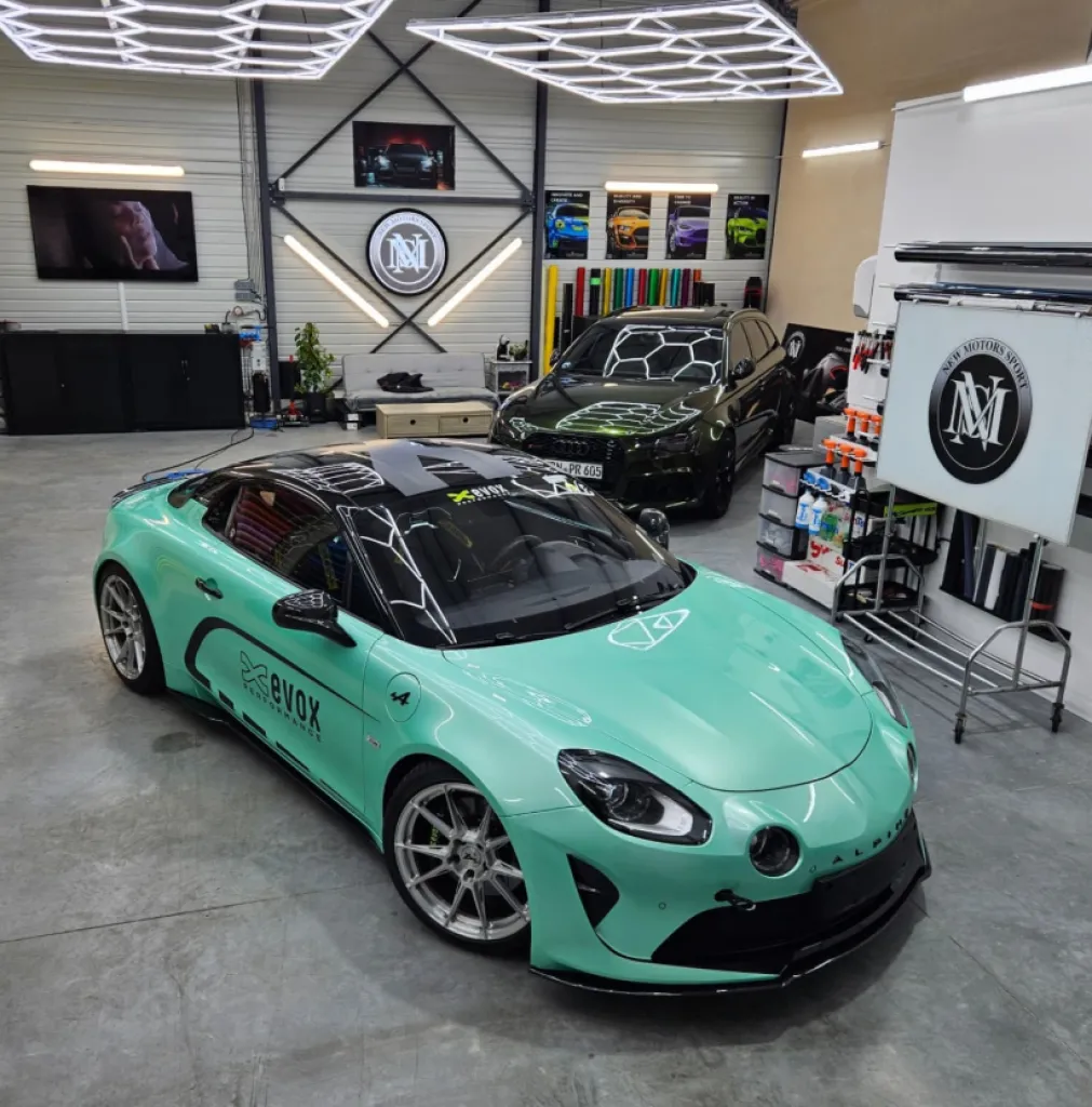 New Motors Sport – Spécialiste de la personnalisation automobile et moto en Gironde