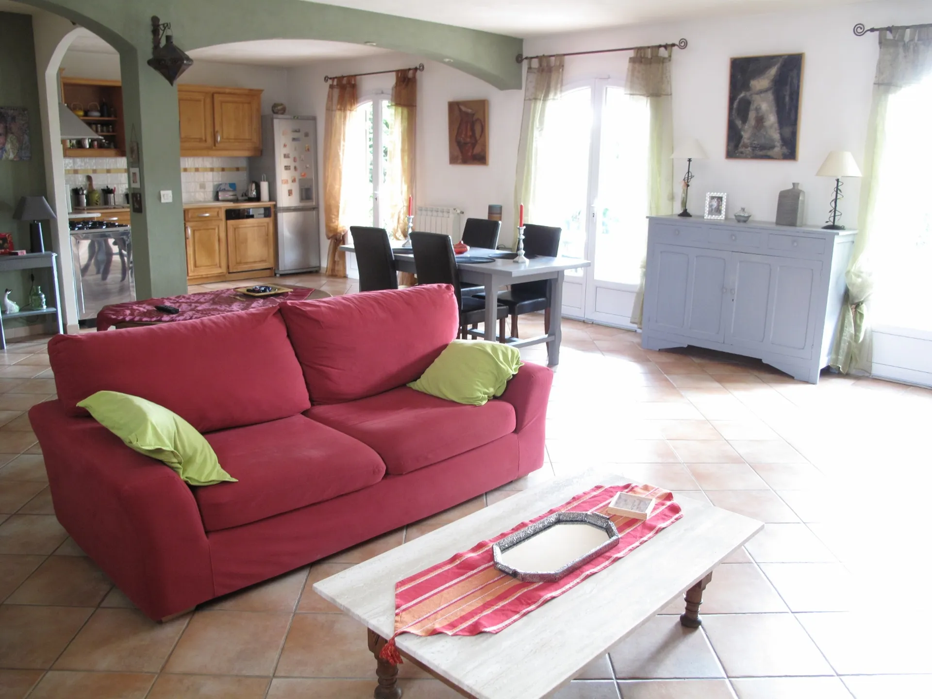 Villa à vendre 5 Cassis en bon état, avec terrasse, piscine et garage