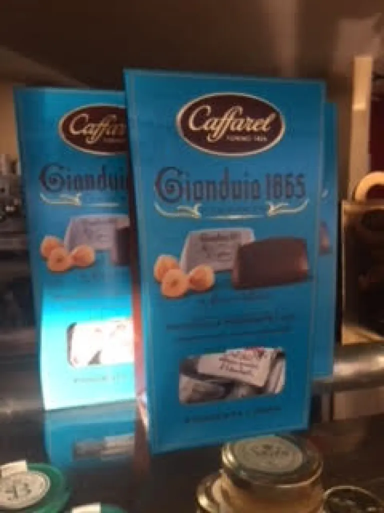 Chocolat noir gianduia spécialité du Piemont à base de noisettes 150g