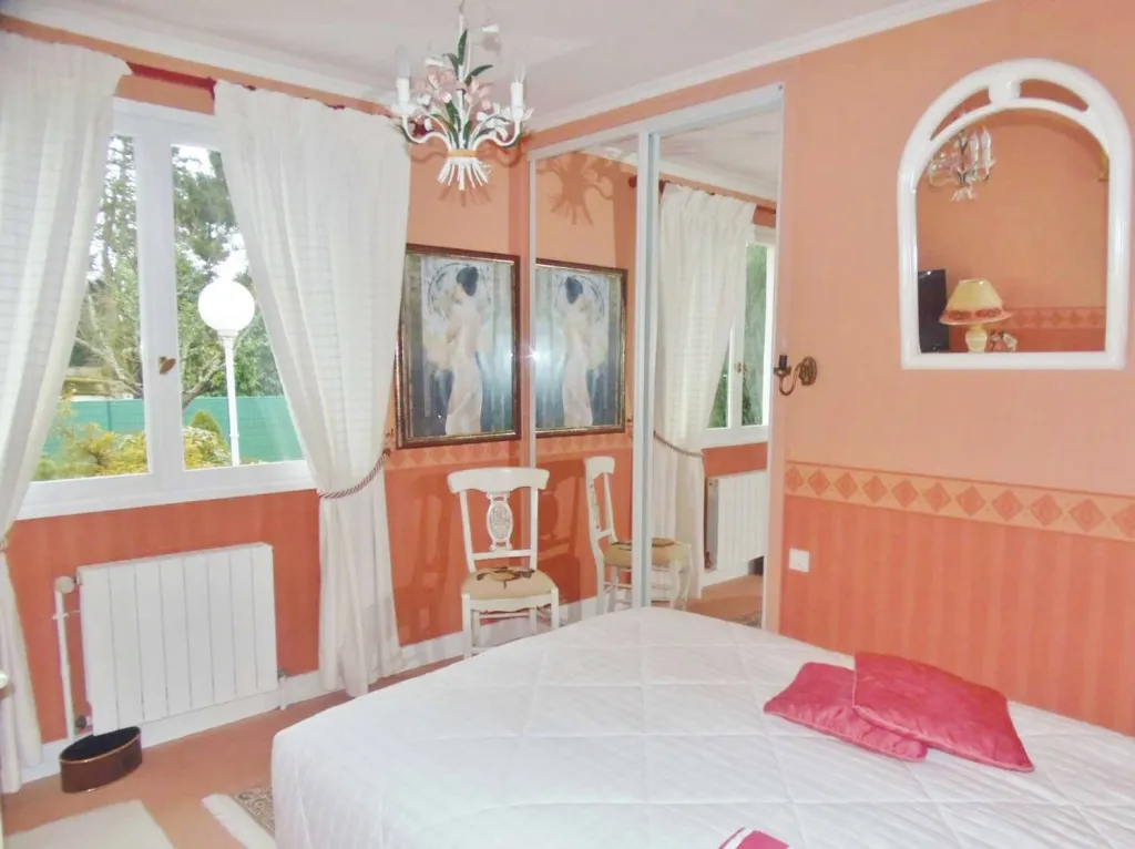 Vends pavillon bien entretenu proche commerces et écoles proche Les essarts 76