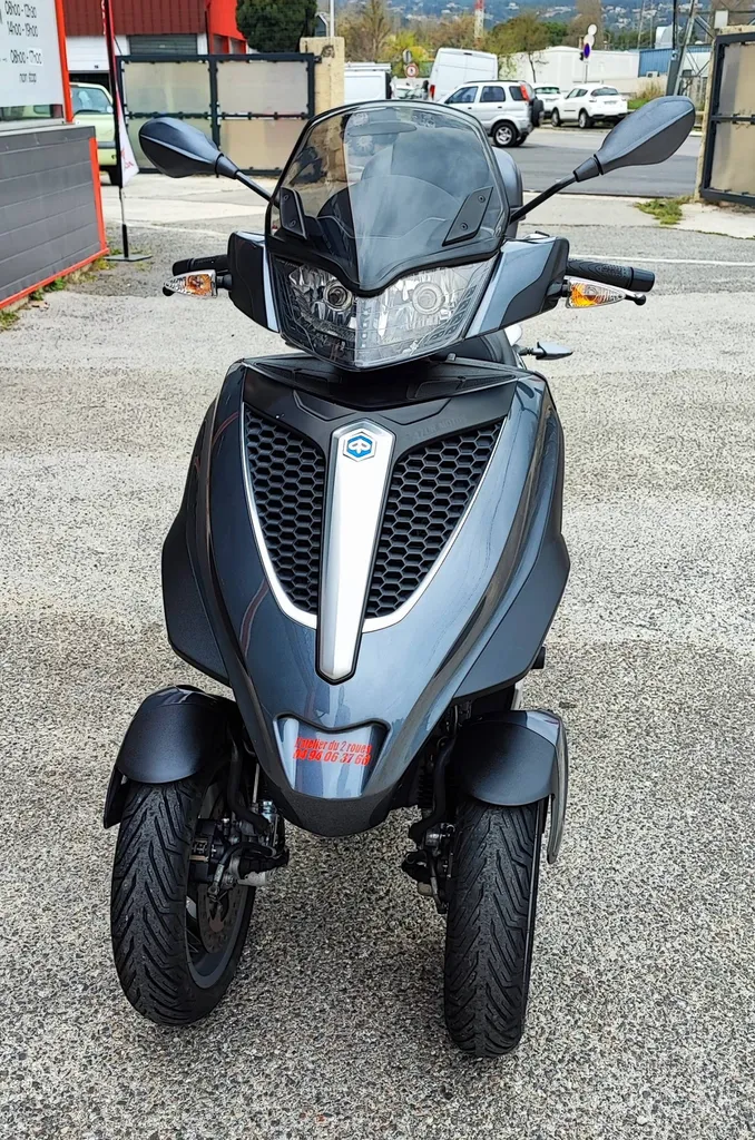 SCOOTER OCCASION PIAGGIO 300 MP3 YOURBAN IE DU 07/2018 AVEC 10700 KM