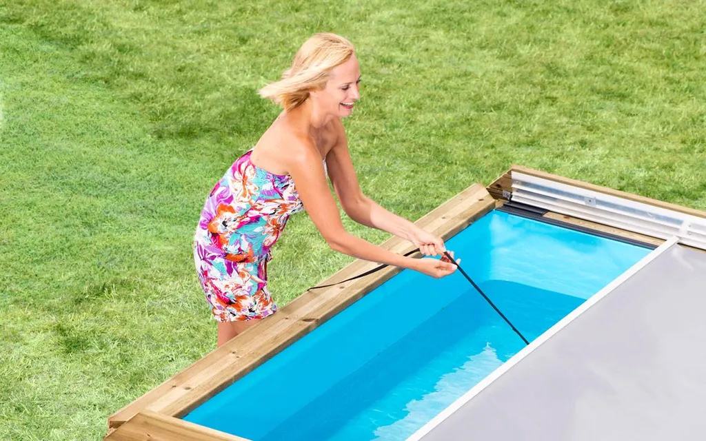 Piscine bois hors-sol installée par Aquarev'Piscines à Oraison 04700