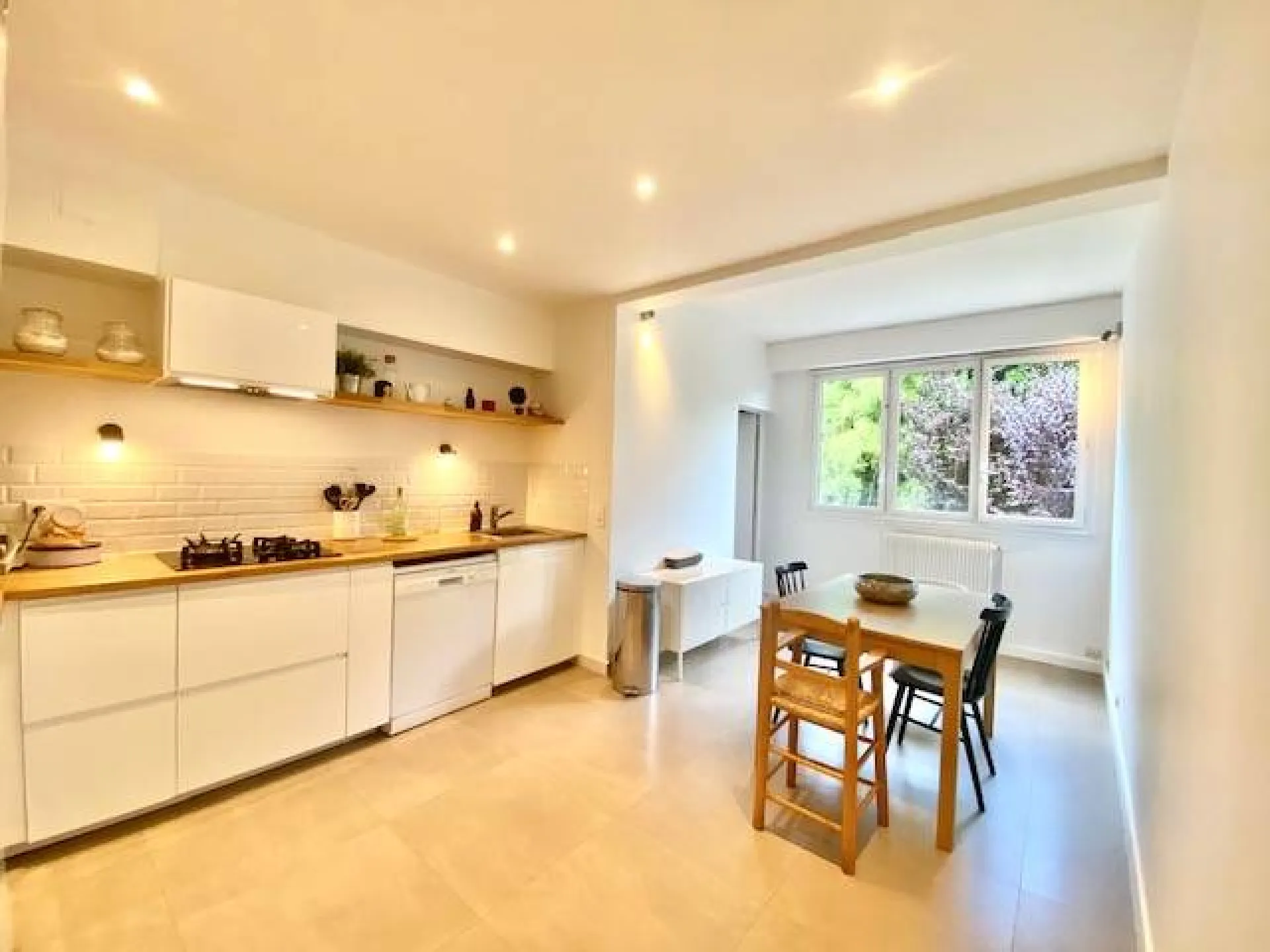 Achat appartement rénové Bordeaux Caudéran  dans une petite copropriété