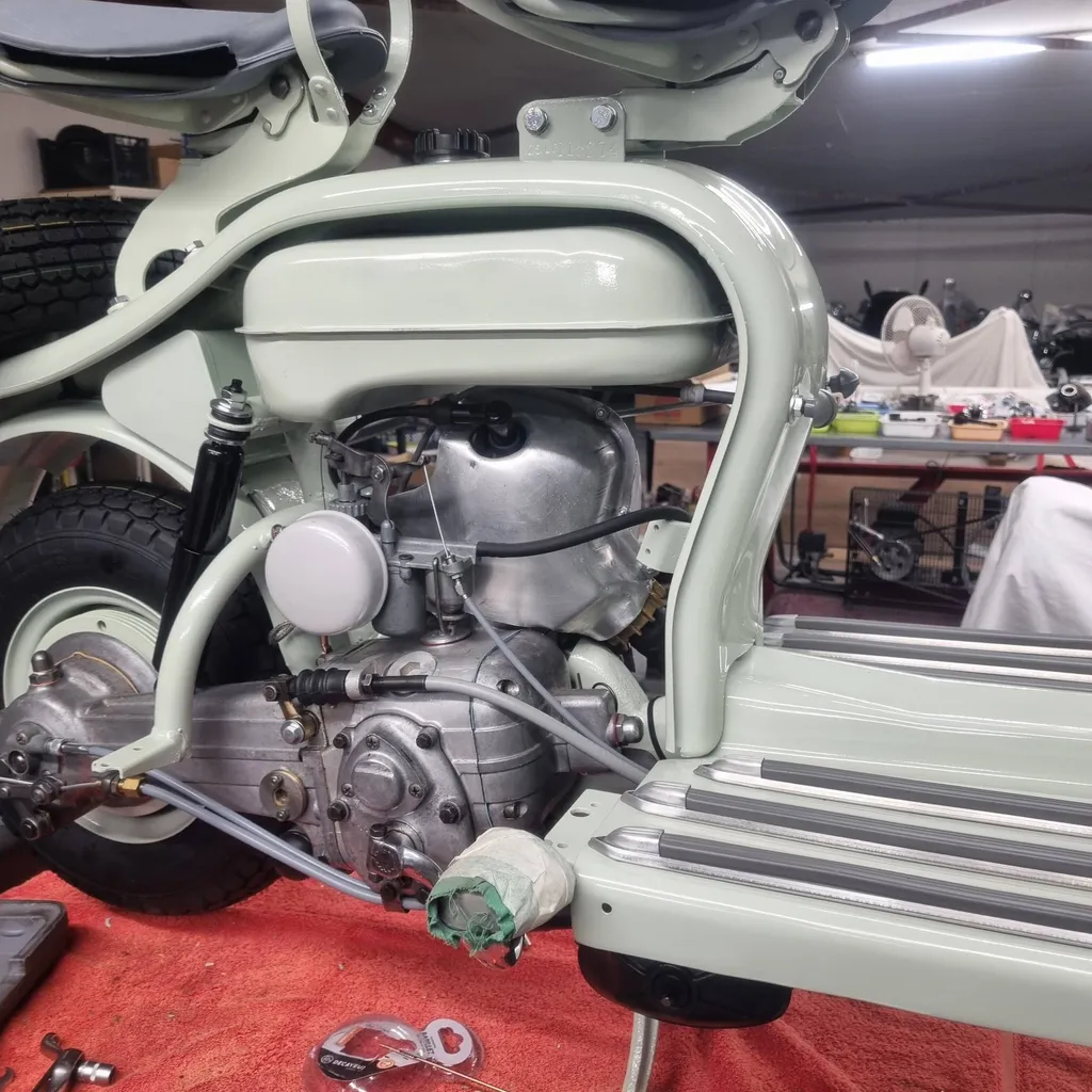 RESTAURATION SCOOTER ANCIEN LA PRADET