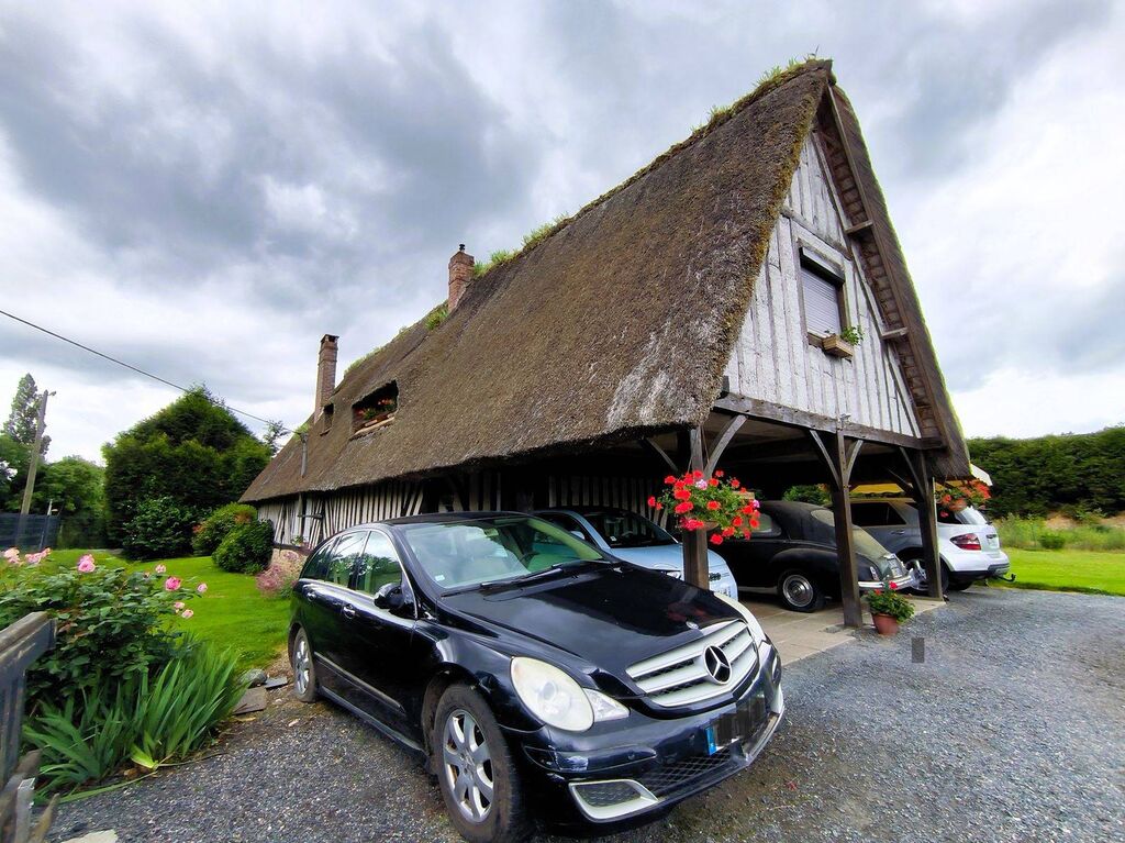 EN VENTE – Charmante chaumière proche Honfleur (14600) sur un beau terrain avec dépendance