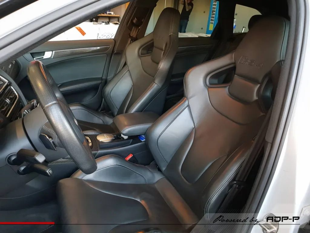 Intérieur audi RS4