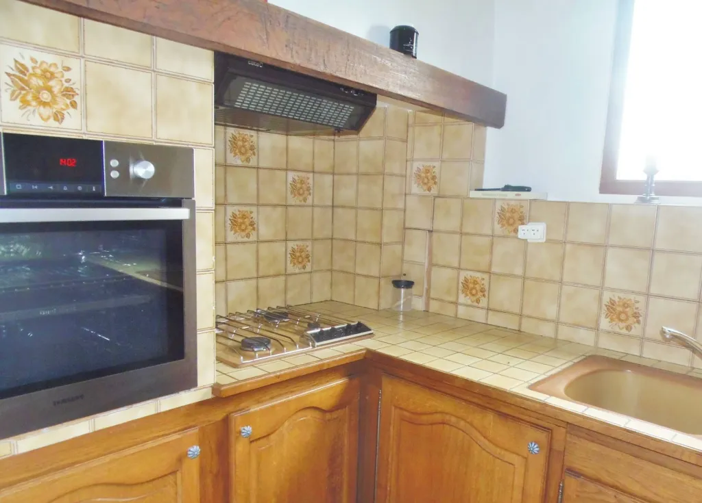 vends maison atypique proche commerce dans l'eure 27370