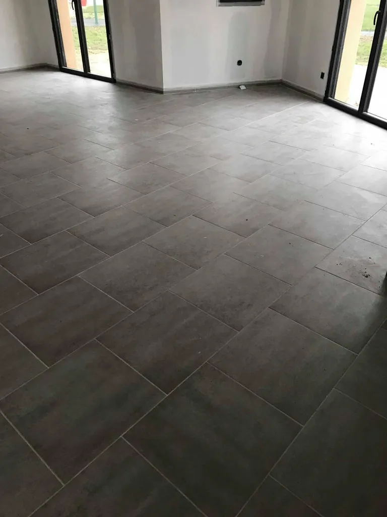 Création de carrelage au sol proche Valmont 76