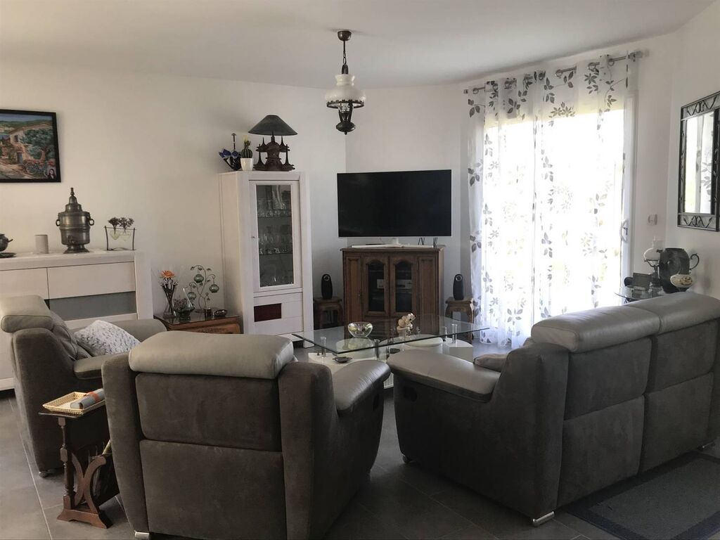 EXCLUSIVITE ! Pavillon de 2016, de plain pied, en excellent état à Saint Arnoult