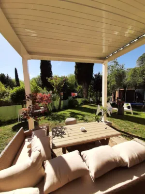 Pergolas en Aluminium avec Toile sur Mesure à Cannes