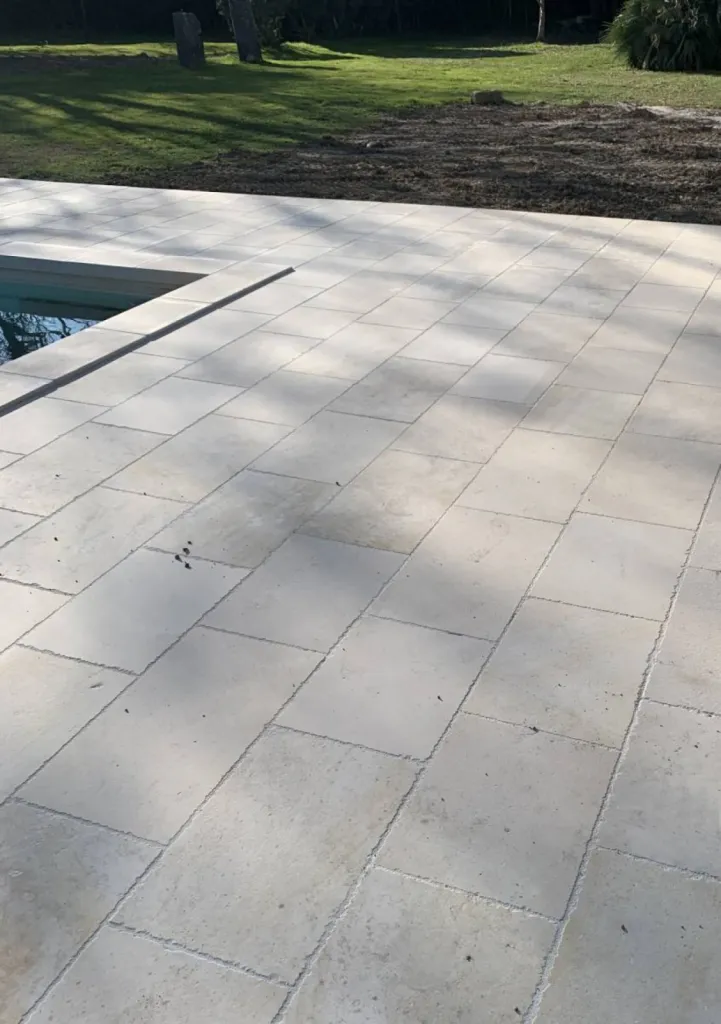 PARIS - LYON - UZÈS - NÎMES - BEZIERS - AVIGNON - BASTIA LP PIERRE NATURELLE à PERIGUEUX 