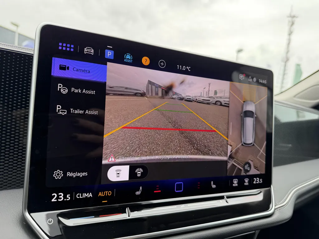 Volkswagen Passat d'occasion à vendre près du Havre : découvrez ce break diesel automatique chez Caudebec Automobiles