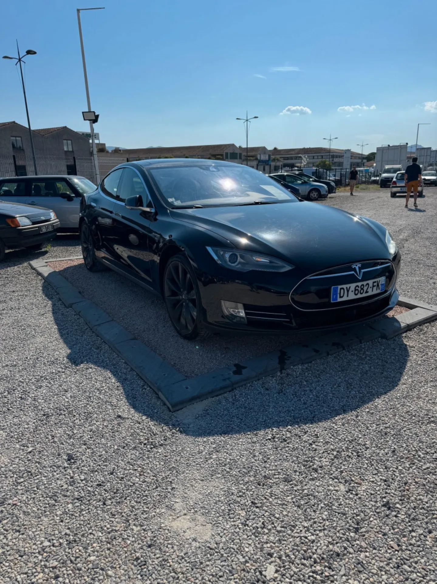 TESLA Model S