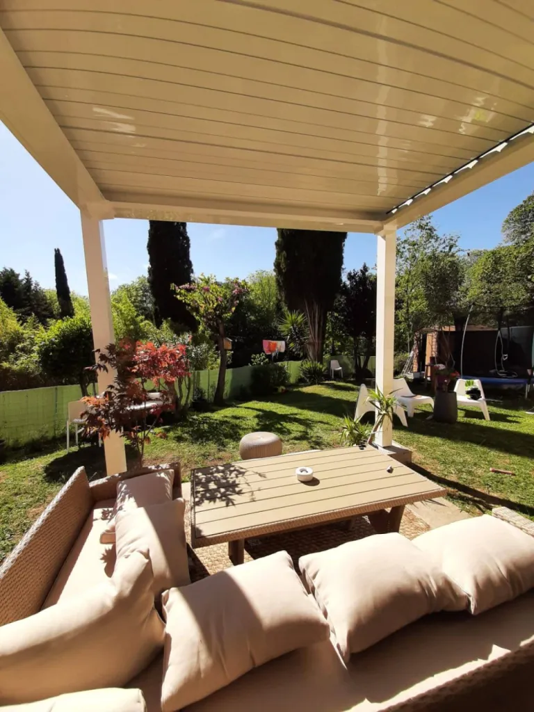 Pergola aluminium installée à Mouans Sartoux