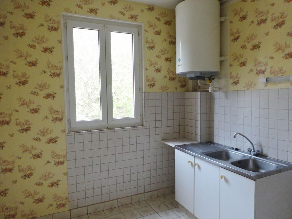 APPARTEMENT 2 PIECES AVEC ASCENSEUR LISIEUX