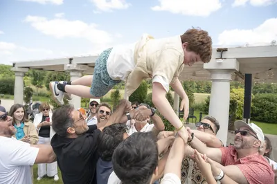 Organisez une Bar Mitzvah dans un domaine avec piscine avec une planification sur-mesure, élégante, festive et parfaitement réussie en Ile-de-France