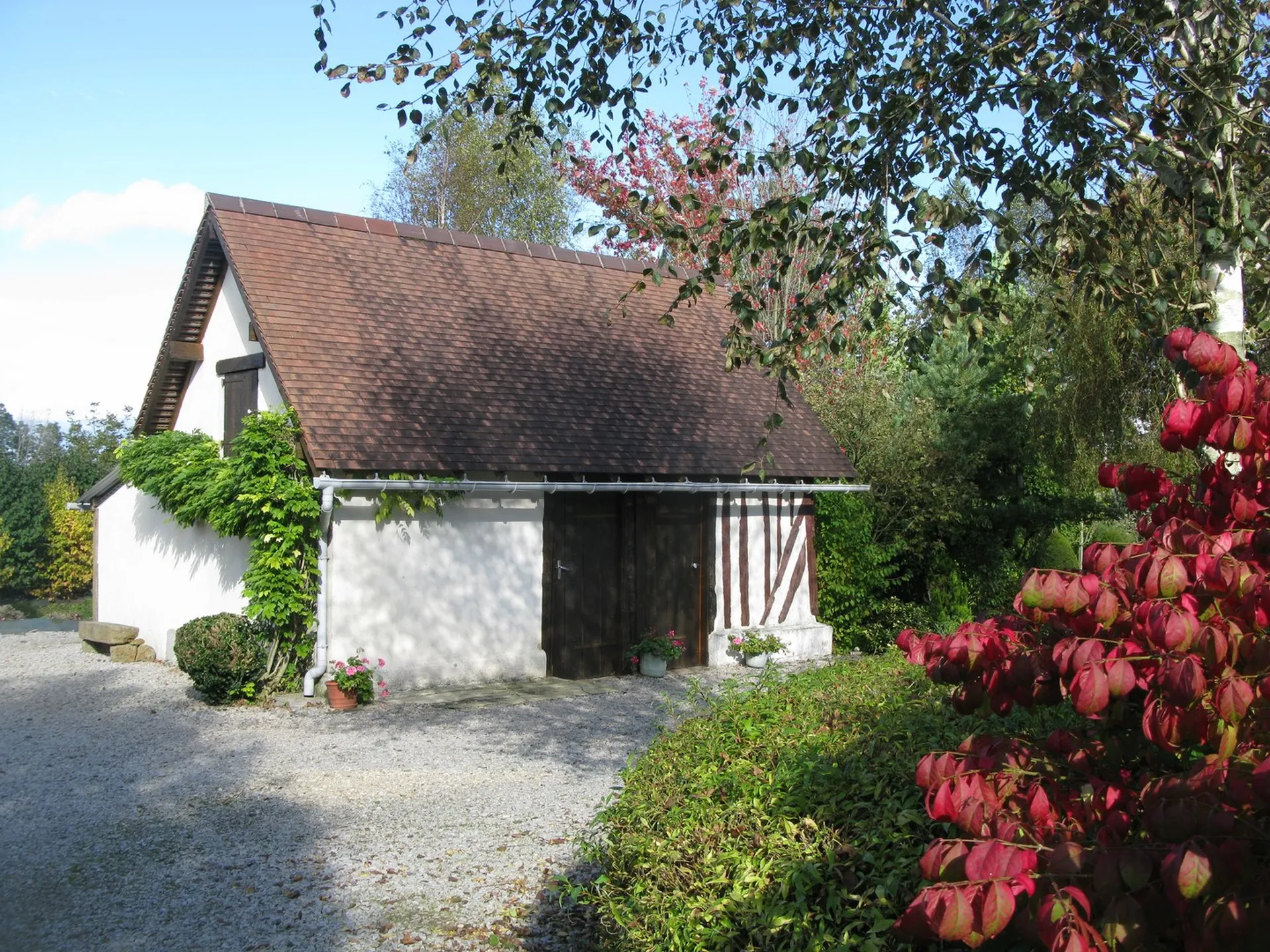 1 HECTARES DE TERRAIN AVEC MAISON DE MAITRE A VENDRE? PROCHE VIMOUTIERS, ORNE 61