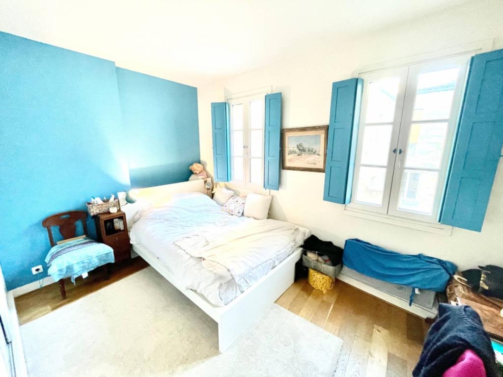 Appartement T3 dans Immeuble ancien Bordeaux Hyper centre dans immeuble pierre