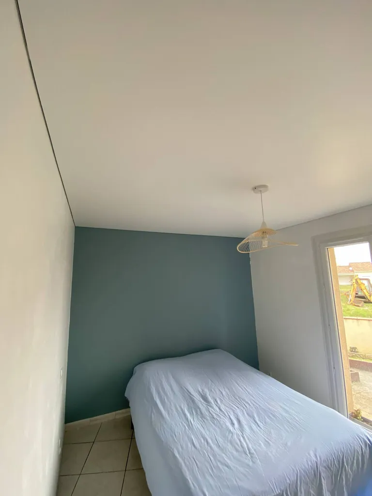 Fissures au plafond : que faire pour une solution durable et esthétique ? Plafonds Tendus Occitans Muret