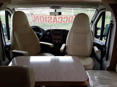 Vendu camping-car burstner privilege T727