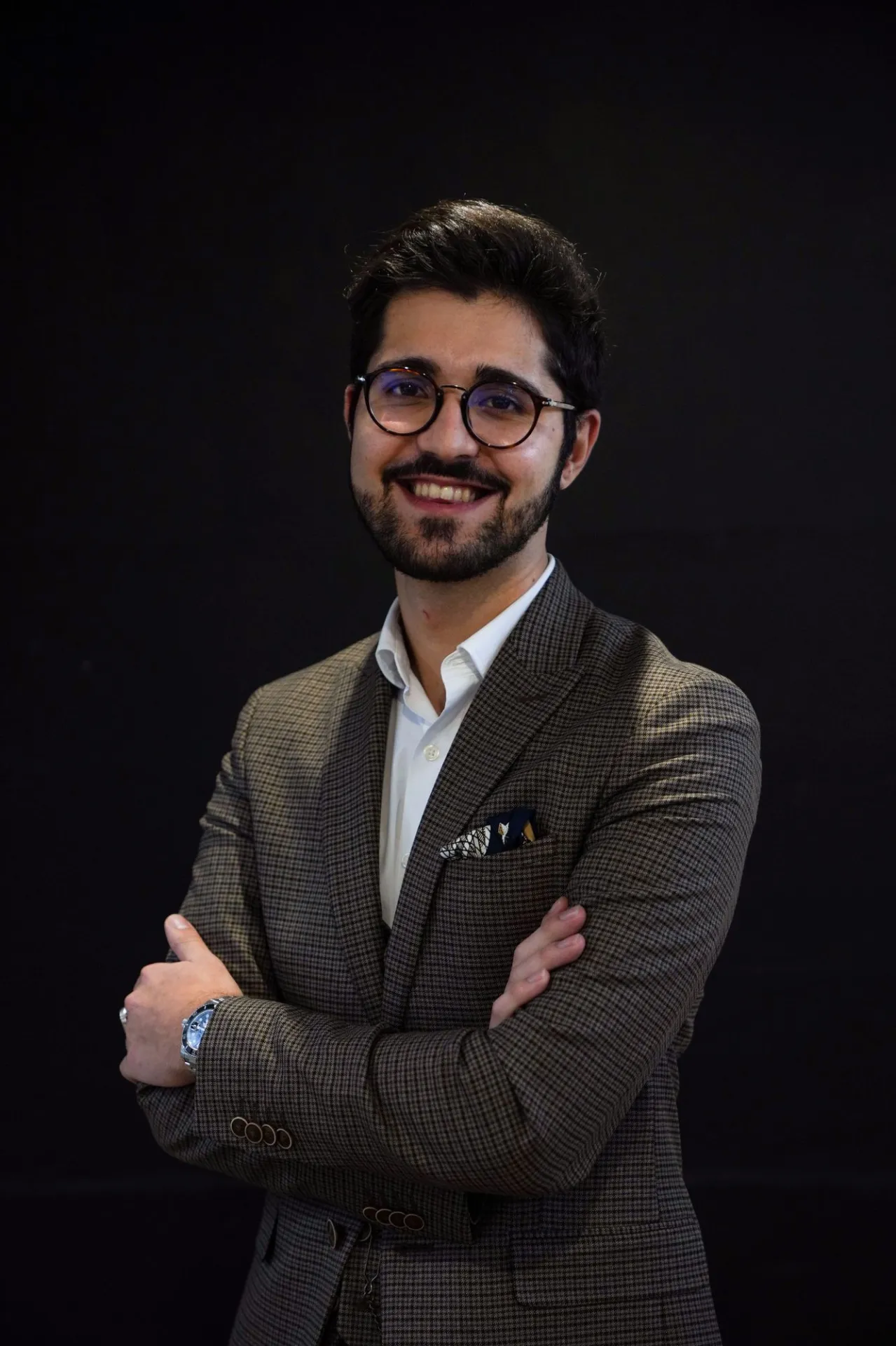 Où trouver un photographe pour faire le portrait des collaborateurs d'une entreprise à Levallois-Perret proche de Nanterre 92 ?