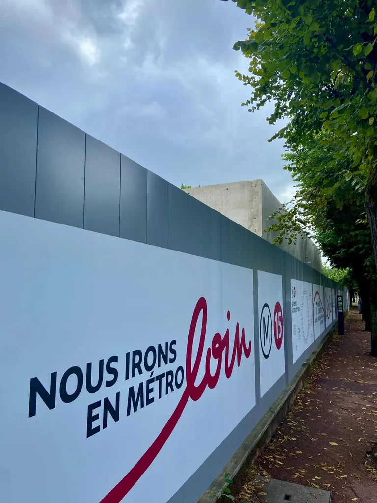 Communication grand format projet métro ligne 15 à Paris