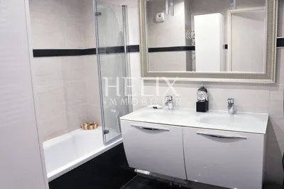 Superbe appartement 3 pièces de 63,95 M² habitable avec un balcon de 20,90 M² à Saint-Germain-en-Laye.
Situé au 4me étage la résidence So Green dévoile une architecture soignée et élégante dans son cadre naturel, en bordure de forêt 