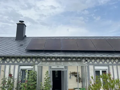 Installation panneaux solaires 5700 Wc avec batterie virtuelle à Goderville proche Fécamp en Seine-Maritime pour autoconsommation