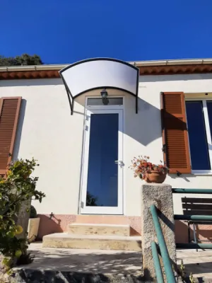 marquises aluminium installée à Mougins 06