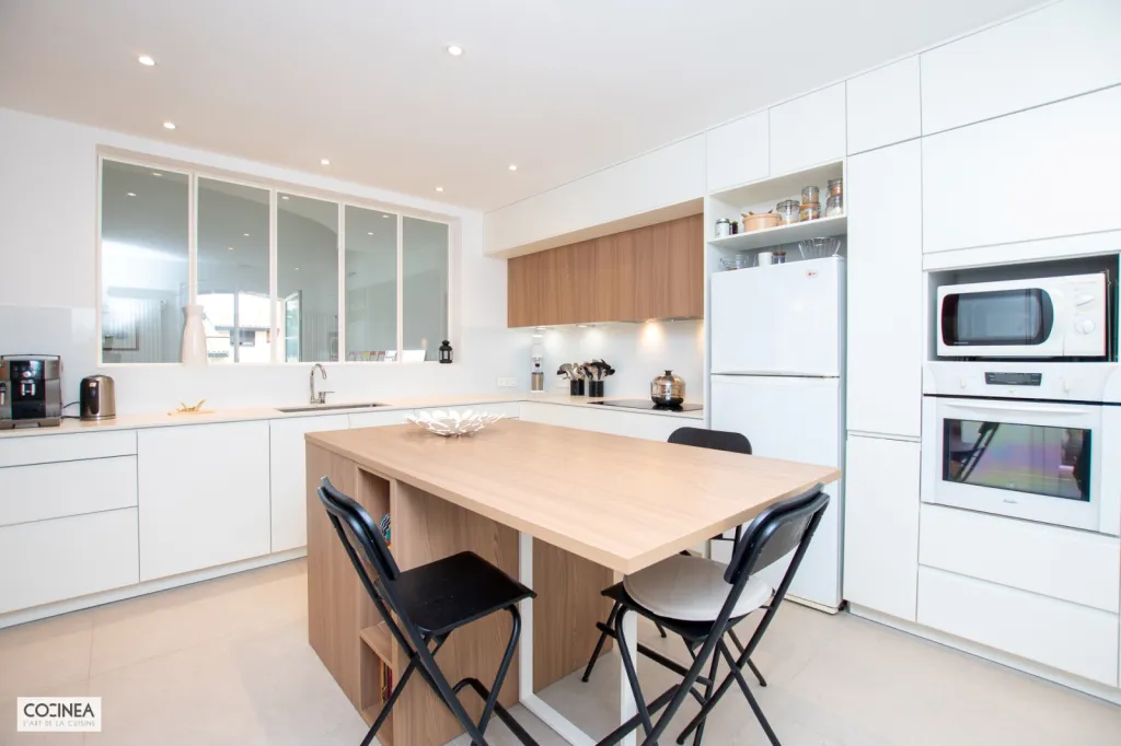 ARMONY YOTA PLAQUÉ OLMO – HACKER LUNA MAX LAQUÉ BLANC & DEKTON REM